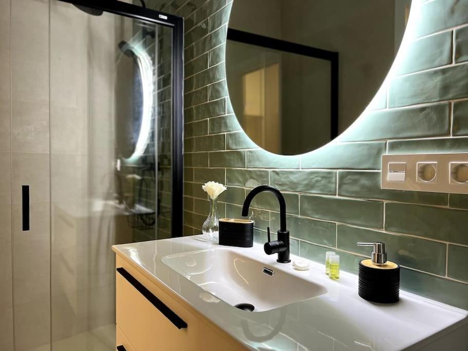 Auxiliadora Luxury Daire Sevilla Dış mekan fotoğraf